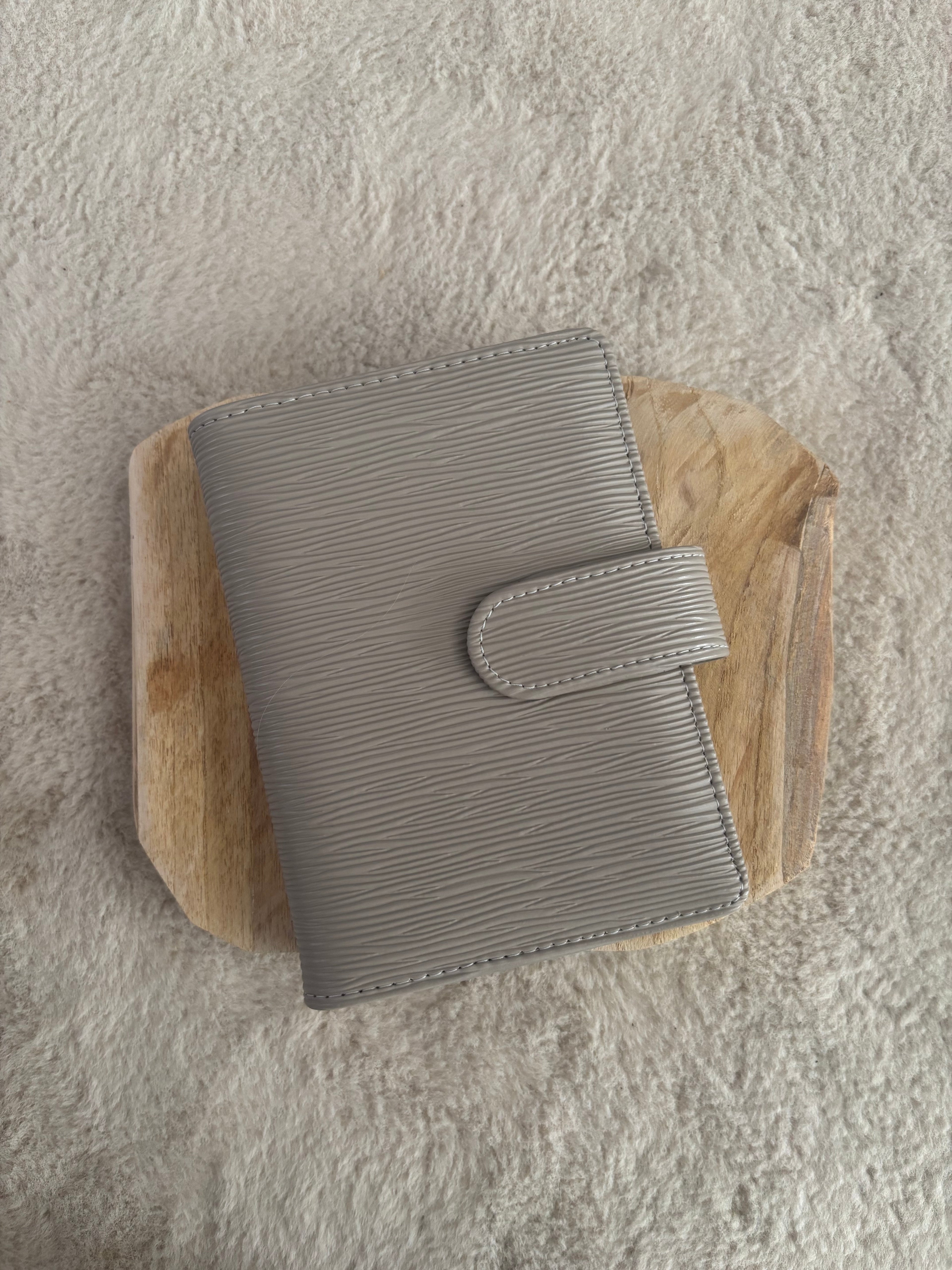 A7 binder - taupe